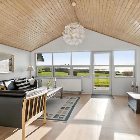 Rolso Retreat - The Knebel