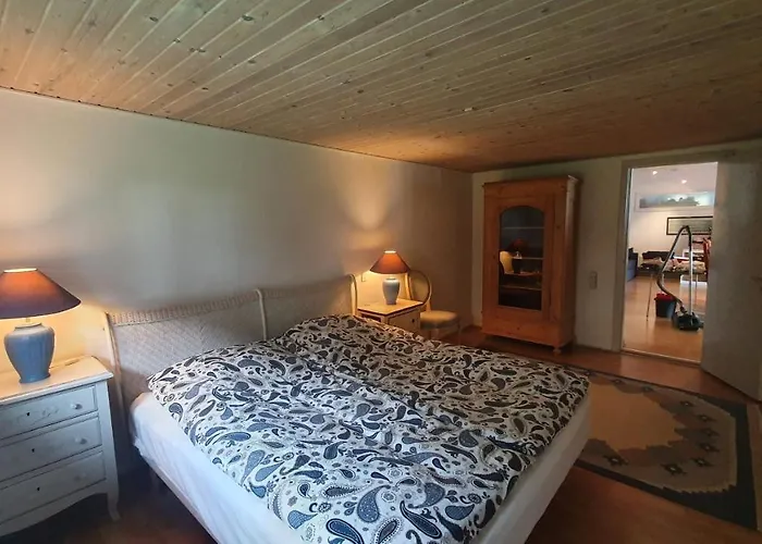 Rolso Retreat - The